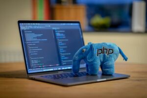 PHP-Frameworks im Vergleich: Welches passt zu deinen Anforderungen?